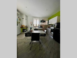 Trilocale in Vendita a Siena, 195'000&euro;, 65 m²