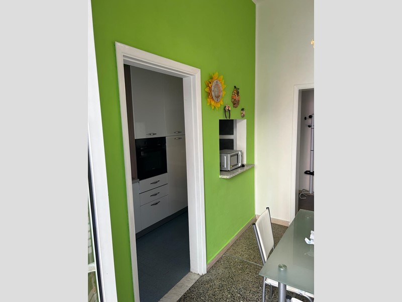 Trilocale in Affitto a Livorno, 1'000€, 80 m², arredato
