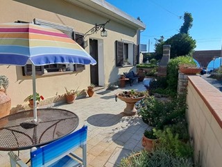 Casa Indipendente in Vendita a Rosignano Marittimo, zona Castiglioncello, 440'000€, 130 m²