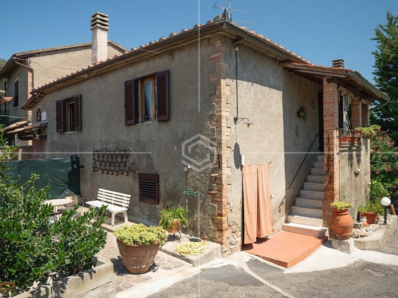 Villa in Vendita a San Gimignano, 690'000€, 320 m², arredato