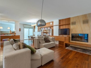 Villa in Vendita a Bari, 1'000'000€, 273 m²