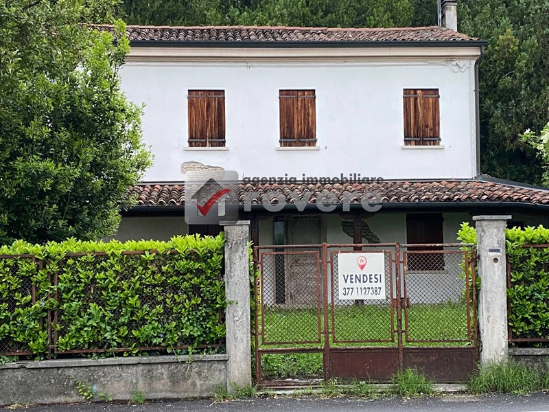 Villetta a schiera in Vendita a Treviso, 150'000€, 95 m²