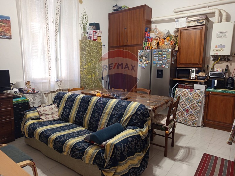 Quadrilocale in Vendita a Piombino, 120'000&euro;, 75 m²