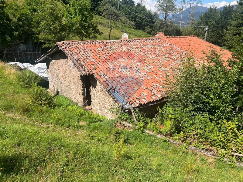 Cascina in Vendita a Pisogne, 17'000€, 160 m²
