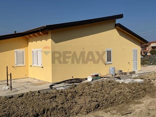 Quadrilocale in Vendita a Camerata Picena, 277'950&euro;, 109 m²