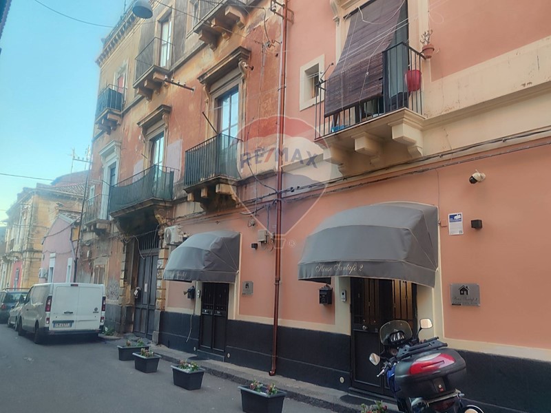 Quadrilocale in Vendita a Catania, 65'000&euro;, 80 m²