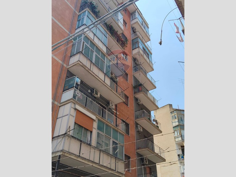 Appartamento in Vendita a Catania, 125'000&euro;, 76 m²