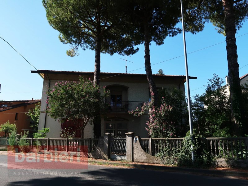 Villa in Vendita a Cervia, 390'000€, 260 m²