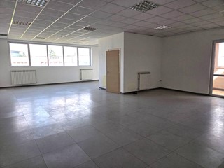 Capannone in Vendita a Vimercate, 1'300'000€, 724 m²