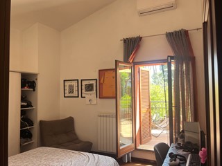 Villa bifamiliare in Vendita a Roma, 619'000€, 128 m²