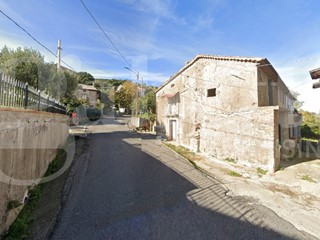 Casale in Vendita a Marano Principato, 25'000€, 130 m²