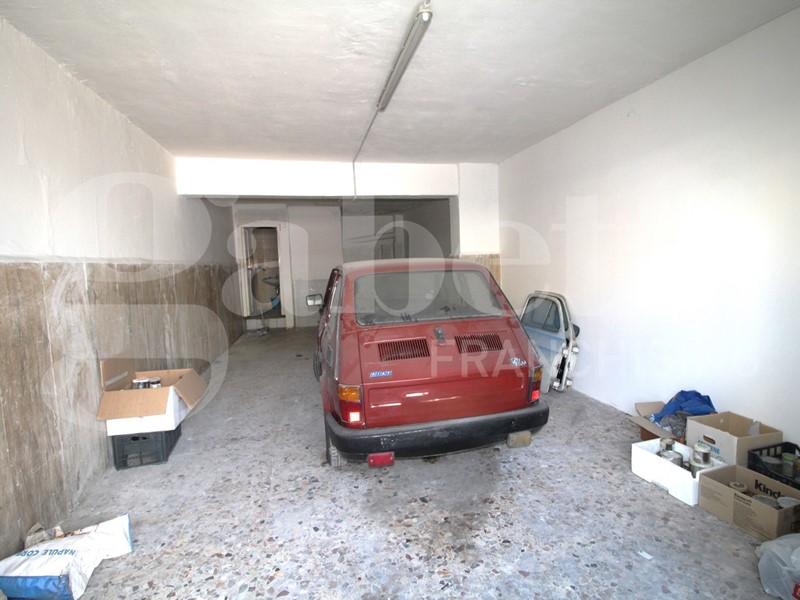 Box in Vendita a Arzano, 35'000€, 42 m²