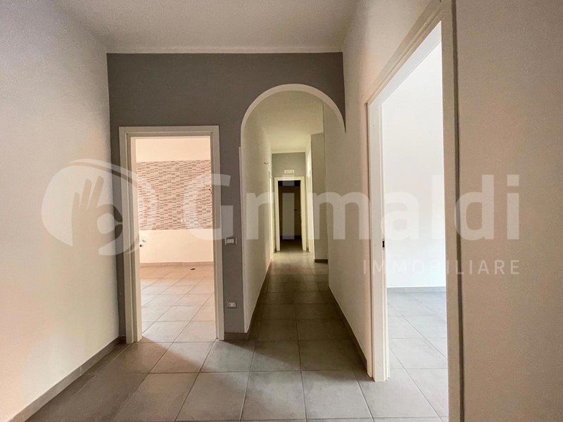 Trilocale in Affitto a Quarto, 800€, 104 m²