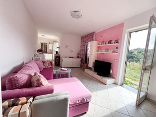 Casa Indipendente in Vendita a San Giovanni a Piro, 150'000&euro;, 93 m², arredato