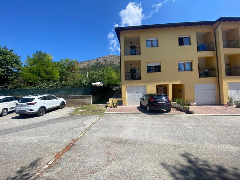 Villetta a schiera in Vendita a L'Aquila, 240'000&euro;, 180 m²