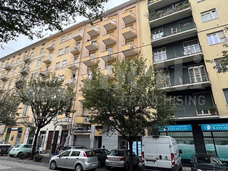 Trilocale in Vendita a Torino, 185'000€, 75 m²