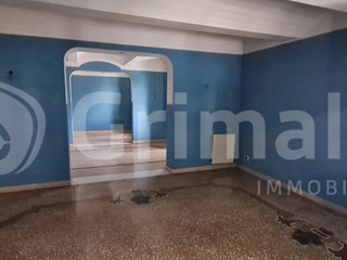 Appartamento in Affitto a Messina, 1'000€, 180 m²