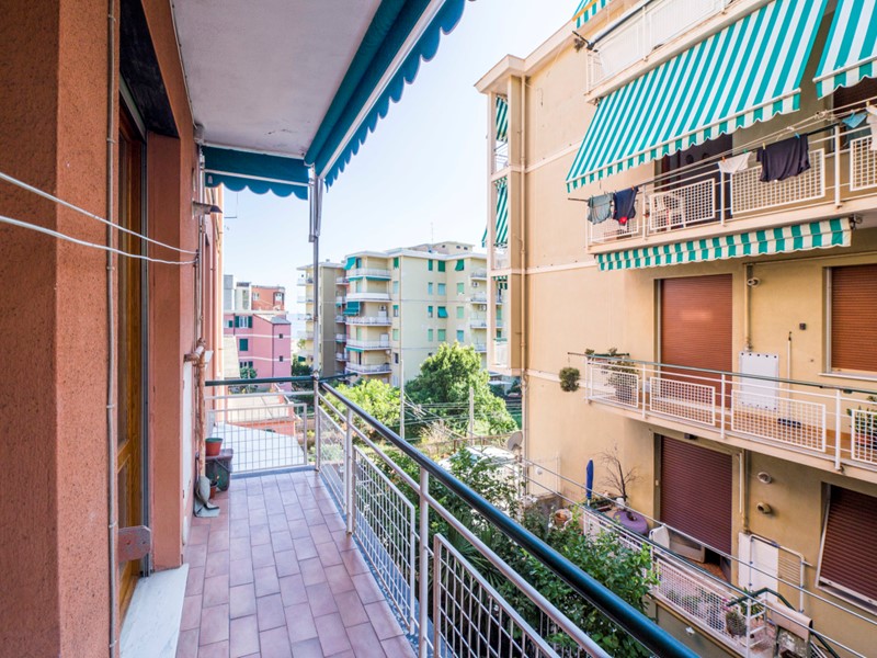 Appartamento in Vendita a Genova, zona Nervi, 243'000€, 110 m²