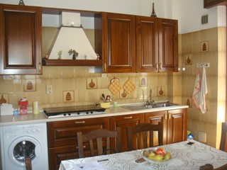 Quadrilocale in Vendita a Reggio Calabria, 90'000€, 110 m²