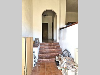 Casa Semi Indipendente in Vendita a Sarzana, zona Olmo, 155'000&euro;, 106 m²