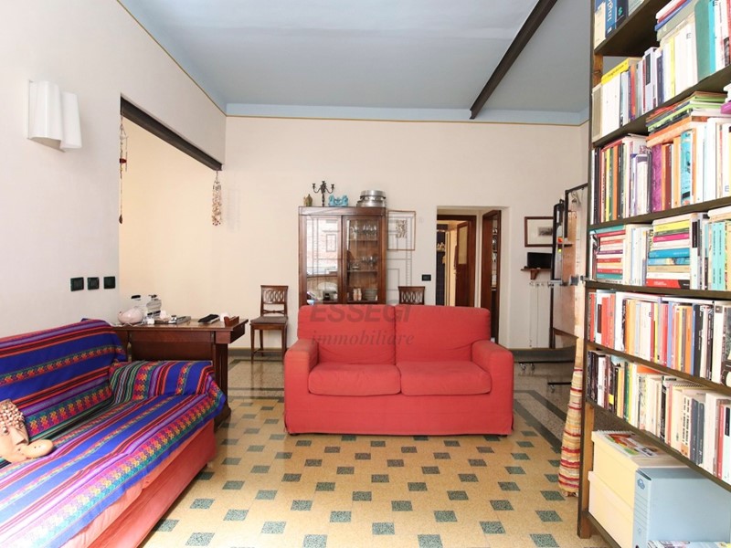 Appartamento in Vendita a Lucca, zona Centro storico, 430'000€, 130 m²