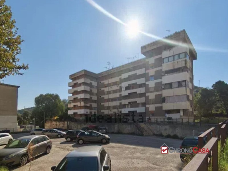 Quadrilocale in Vendita a Messina, 83'000&euro;, 120 m²