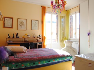 Casa Indipendente in Vendita a Bordighera, 690'000€, 180 m²