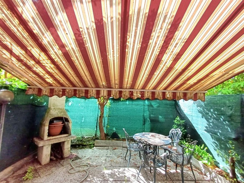 Villetta a schiera in Vendita a Massa, zona Marina di Massa, 200'000&euro;, 70 m², arredato