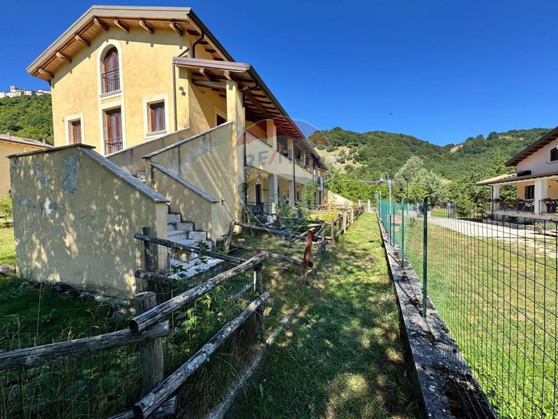 Trilocale in Vendita a Opi, 95'000€, 60 m²