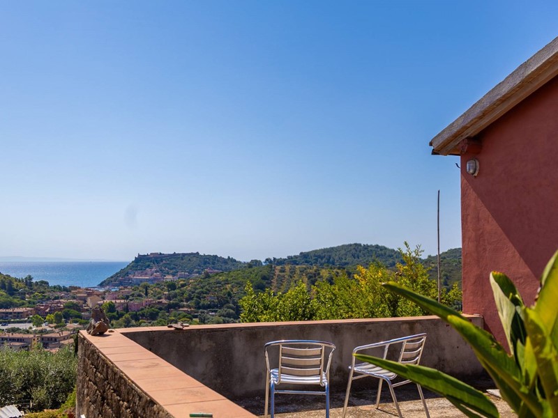 Casa Indipendente in Vendita a Monte Argentario, 720'000€, 202 m², con Box