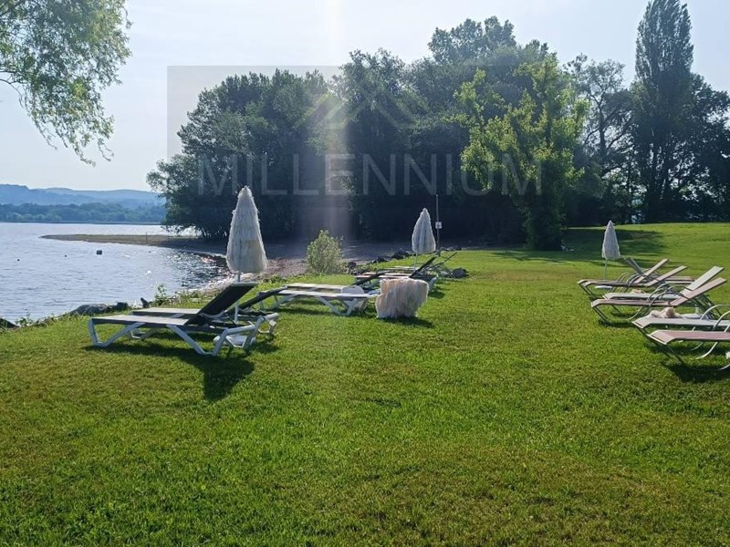 Quadrilocale in Vendita a Arona, 495'000€, 120 m², con Box