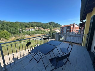 Bilocale in Affitto a Varese Ligure, zona comodo ai servizi, 1'600€, 60 m², arredato