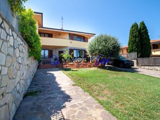 Appartamento in Vendita a Livorno, 620'000€, 180 m², con Box