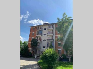 Quadrilocale in Vendita a Limbiate, 80'250€, 122 m²