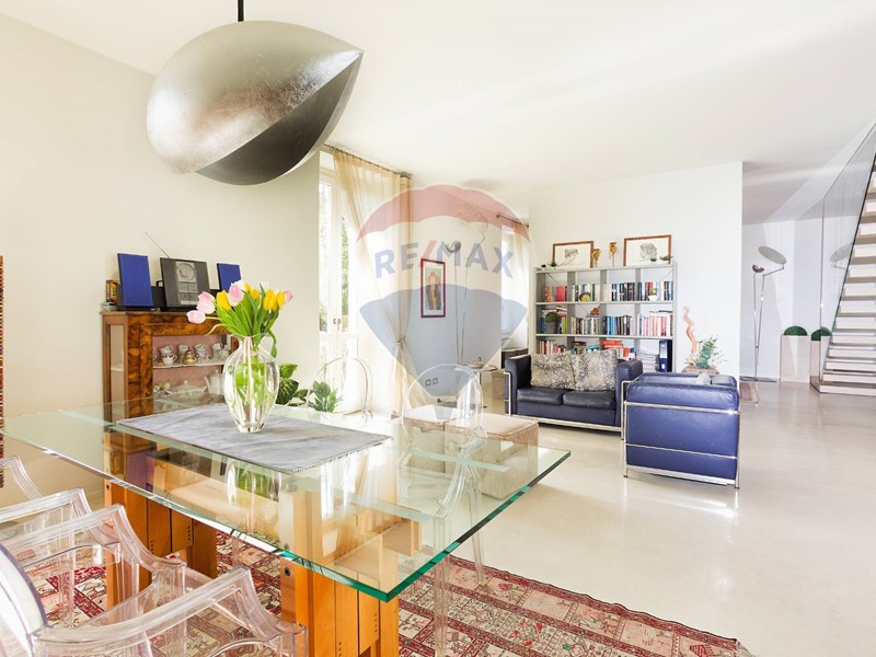 Quadrilocale in Vendita a Lovere, 495'000€, 200 m²