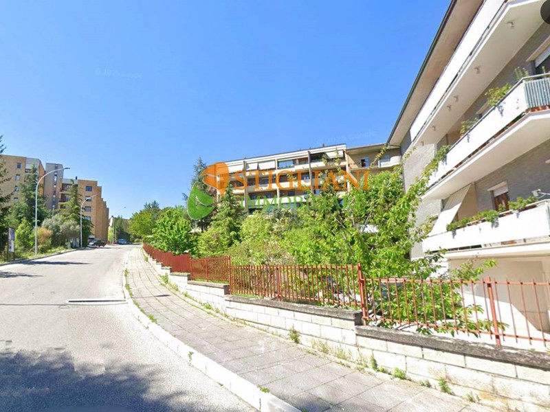 Appartamento in Vendita a Campobasso, 149'000€, 130 m²