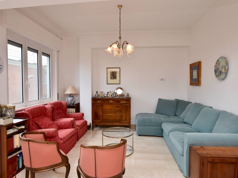 Trilocale in Vendita a Savona, 135'000€, 83 m²