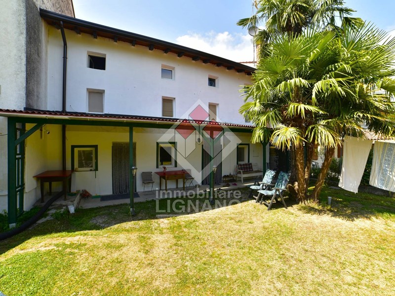 Rustico in Vendita a Varmo, 242'000€, 189 m²