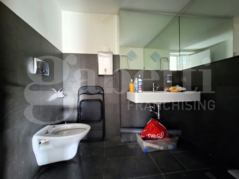 Ufficio in Vendita a Isernia, 150'000&euro;, 151 m²