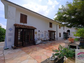 Casa Indipendente in Vendita a Mioglia, 120'000€, 180 m²