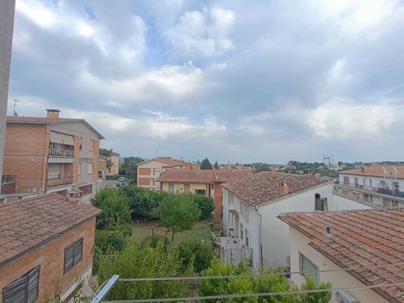 Quadrilocale in Vendita a Amelia, 120'000€, 78 m²