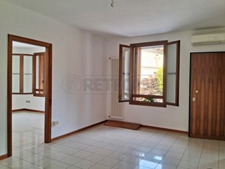 Ufficio in Affitto a Sandrigo, 50 m²