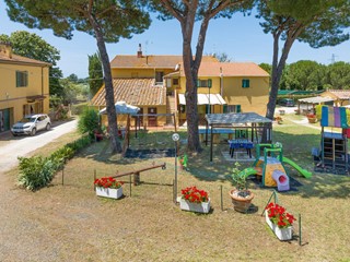 Casa Indipendente in Vendita a Cecina, 2'050'000€, 1000 m²