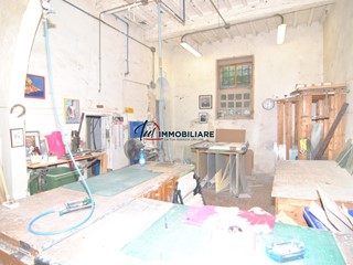 Trilocale in Vendita a Livorno, zona Centro cittÃ, 130'000€, 68 m²