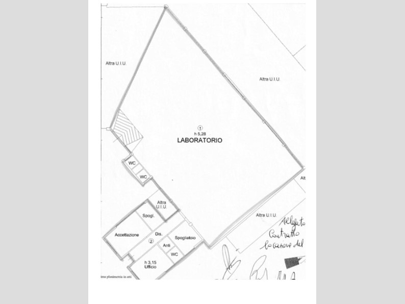 Capannone in Affitto a Monsummano Terme, 2'500€, 600 m²