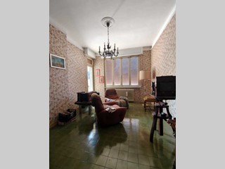 Casa Indipendente in Vendita a Villafranca in Lunigiana, 120'000€, 200 m², con Box