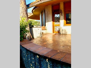 Villa in Vendita a Roma, zona Casal Palocco, 690'000€, 240 m²