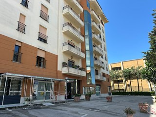 Appartamento in Vendita a Alcamo, zona VIA DELLE MAGNOLIE, 157'000&euro;, 158 m², con Box