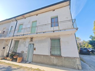 Casa Semi Indipendente in Vendita a Ponsacco, 270'000€, 260 m²