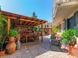 Trilocale in Vendita a Ponsacco, zona Le Melorie, 184'000€, 100 m², arredato